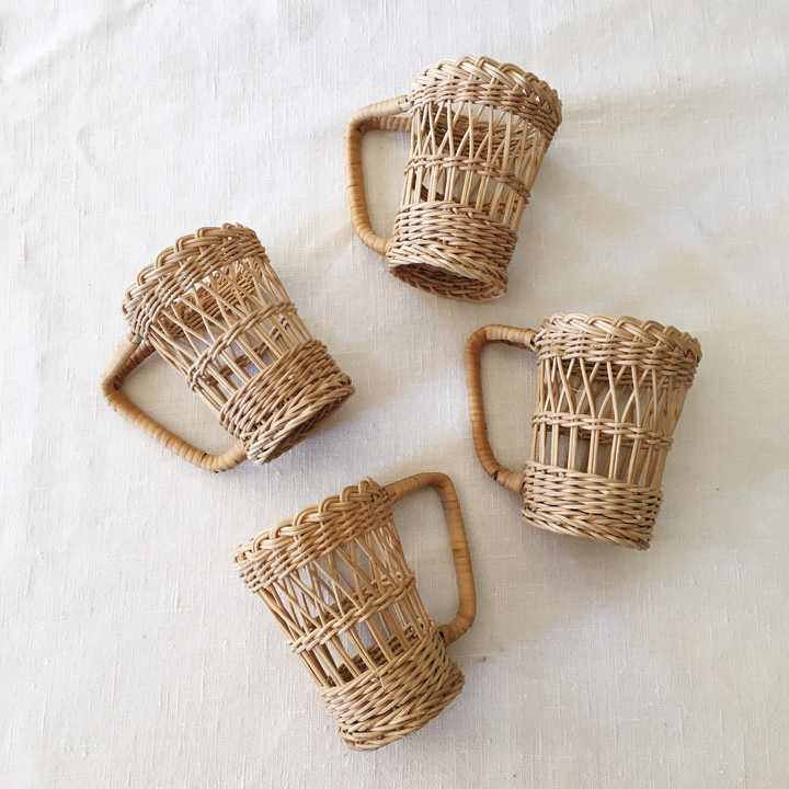 Best Selling Vintage Wicker Rattan Glass Mug Inserts with Glass Cup Holder Made in Vietnam