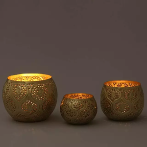 เทียนวันวาเลนไทน์คุณภาพสูงแบบ Hurricane Votives - Product Image 2