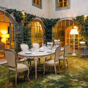 สินค้าที่ดีที่สุดหรูหราสไตล์ฝรั่งเศสชุดห้องรับประทานอาหารโต๊ะและเก้าอี้เฟอร์นิเจอร์ไม้ที่ทำจากไม้เนื้อแข็งบ้านเฟอร์นิเจอร์ในร่ม - Product Image 1