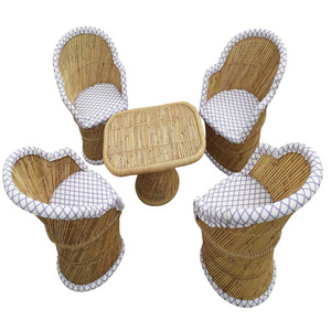 Juego de muebles de sillas de interior de cuero moderno de lujo más vendido de 2024 para sala de estar juego de dormitorio principal (4 sillas + 1 mesa) - Product Image 1