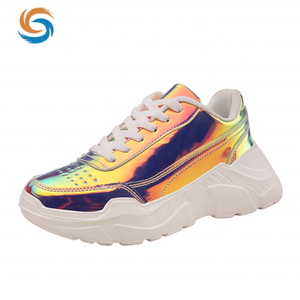 2021 INS Stile zapatos de <span class=keywords><strong>moda</strong></span> arcobaleno scarpe da ginnastica a piedi scarpe stile delle donne alla <span class=keywords><strong>moda</strong></span> della scarpa da tennis di altre scarpe sportive alla <span class=keywords><strong>moda</strong></span> - Product Image 4