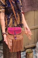 Sac à bandoulière ethnique vintage style banjara pour femmes sac à bandoulière en cuir véritable traditionnel bonbon broderie fermeture éclair gland frange sac à main
