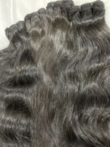 MACHINE D'EXTENSION DE CHEVEUX HUMAINS NATURELS VIERGES ONDULÉS ITALIENS DOUBLE TRAME DE CHEVEUX COULEUR NOIRE ET BRUNE - Product Image 2