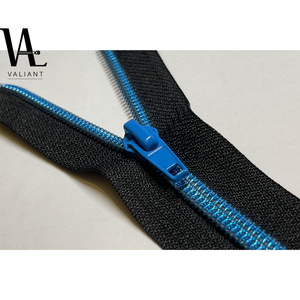 Fermeture éclair en nylon bleu brillant #5, plaque sous vide en nylon - Product Image 1