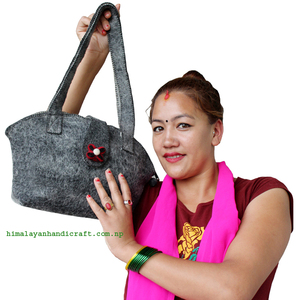 Bolsos de fieltro de Nepal hechos a mano para niñas decoración de flores bordadas - Product Image 2