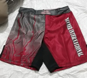 Pantalones cortos unisex MMA para adultos - Product Image 4
