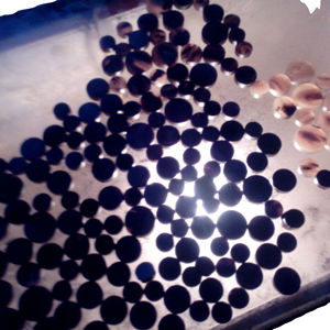 Cuerno de búfalo blanco negro botón para prendas de vestir - Product Image 1