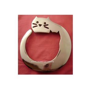 Export Quality Metal <b>Trivet</b> Gold Color Decorative Affordable Metal <b>Trivet</b> Manufacturer and Exporter of Luxurious Metal <b>Trivet</b> - Product Image 3