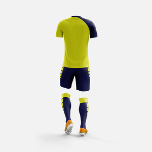 Uniforme de football pour hommes Vêtements de sport 100% Polyester Uniforme de football pour hommes Pakistan Meilleure qualité Uniforme de football pour hommes - Product Image 6