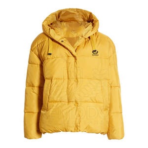 Veste matelassée pour femmes avec poches avant Logo/design personnalisé Tissu tissé respirant Finition élégante Vestes d'hiver - Product Image 1