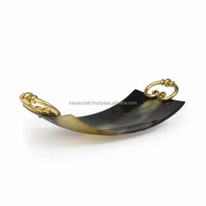 Bandeja de servicio redonda de cuerno Natural con asas - Product Image 6