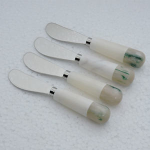 เรซินอเนกประสงค์และที่จับหินหินอ่อนสีขาวและสเตนเลสสตีลพร้อมชุดเนยชุบเงิน4ชิ้น - Product Image 2