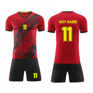 2025 unisexe vêtements de sport à séchage rapide uniforme de football personnalisé respirant coupe ajustée OEM différentes couleurs Techniques de sublimation - Product Image 1