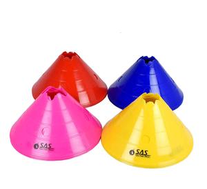 Mega conos de entrenamiento de fútbol de precio al por mayor disponibles en personalización - Product Image 1