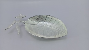 Bandeja de servir plateada con forma de hoja, artículo de decoración para el hogar y la mesa, artículo de regalo, bandeja para frutos secos - Product Image 6