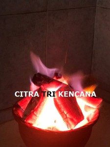 INDONESIA BEST CHARCOAL WOOD CHARCOAL LUMP SHAPE CHARCOAL BARBECUE BBQ IN Caaguazu PARAGUAY - Product Image 4