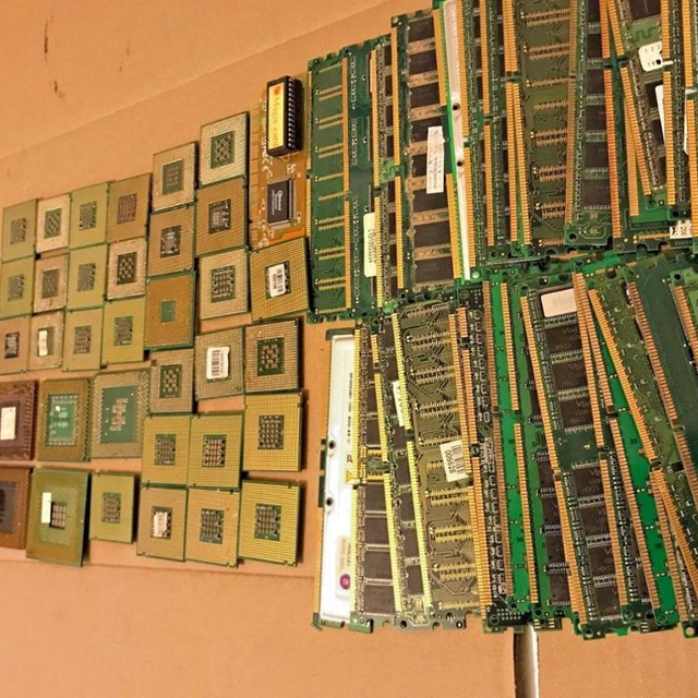 Ceramic CPU Scrap for Gold Recovery and Scrap Motherboards