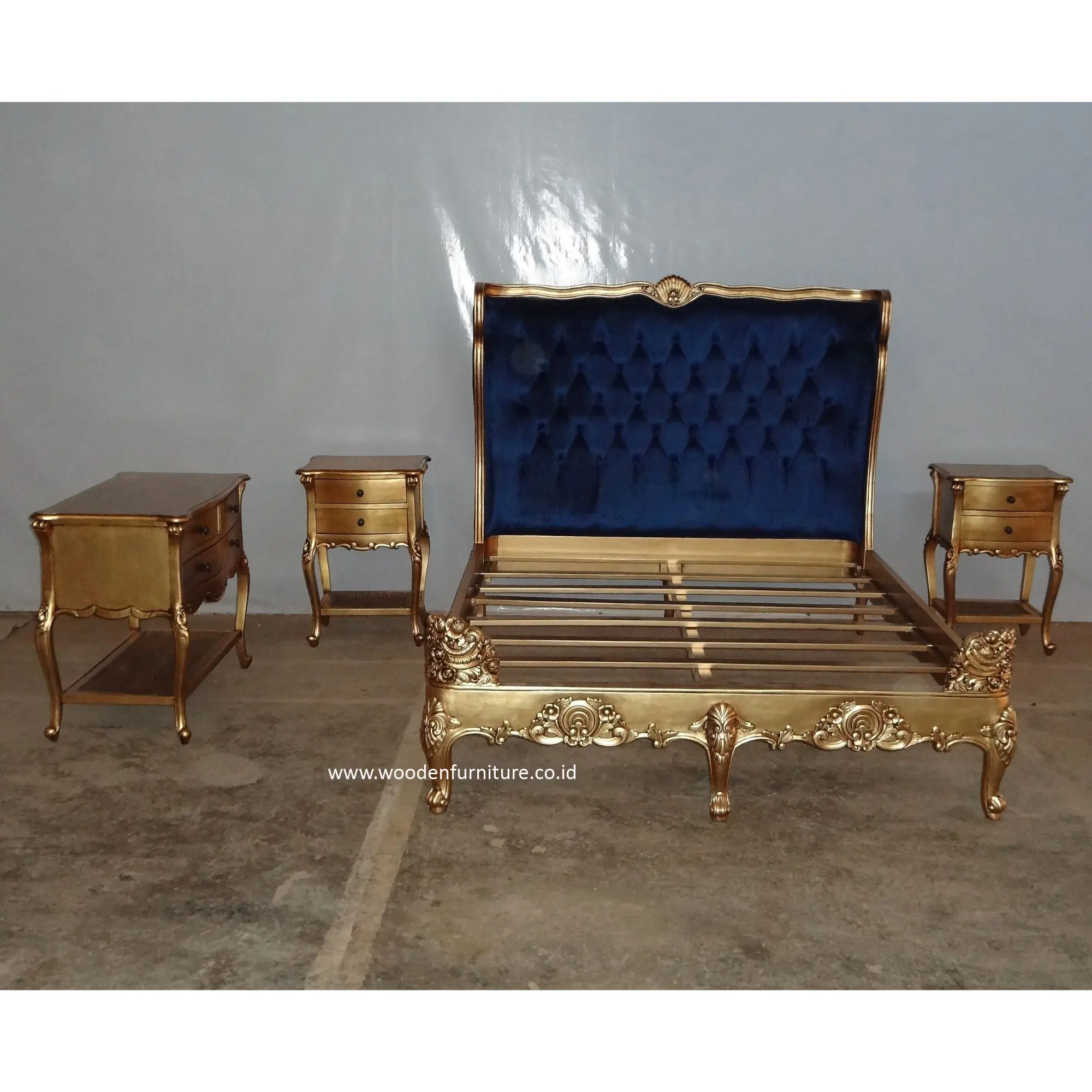 Luxuriöses italienisches Bett garnitur Vergoldete Schlafzimmer <span class=keywords><strong>möbel</strong></span> der französischen Provinz