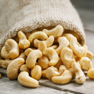Hanfimex High Quality Organic BRC Certified Grade 1 Dried Raw Cashew Nuts <b>Vacuum</b> Packed 2 Year Shelf Life WW240/WW320/WW450 - Product Image 2