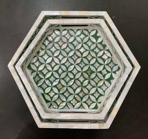 Plateau de Service Antique en Nacre - Product Image 1