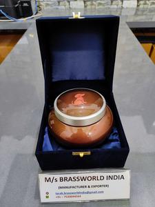 Main aluminium odyssey peint à la main pet crémation urne fournitures funéraires Brassworld Inde - Product Image 3