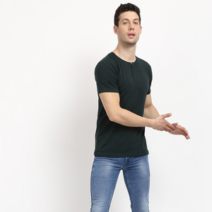 T-shirt pour homme à longueur allongée en coton, couleur beige neutre, coupe classique, anti-boulochage, style décontracté streetwear - Product Image 5