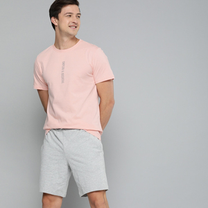 เสื้อยืดคอกลมผู้ชายแบบเรียบง่าย พิมพ์ลายตามสั่ง ขนาดใหญ่พิเศษ ผลิตตามแบบ OEM  แบรนด์ของคุณเองได้ ผ้าฝ้าย 100% - Product Image 4