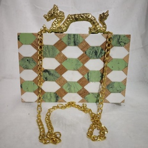 กระเป๋าคลัทช์ทำด้วยมือทำจากเรซินสำหรับเด็กผู้หญิงกระเป๋าเงินยามเย็นทันสมัยออกแบบกรอบและกล่องที่เป็นเอกลักษณ์ - Product Image 3