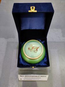 Urna Funeraria de Aluminio Estilo Americano para Perros Adultos - Product Image 2