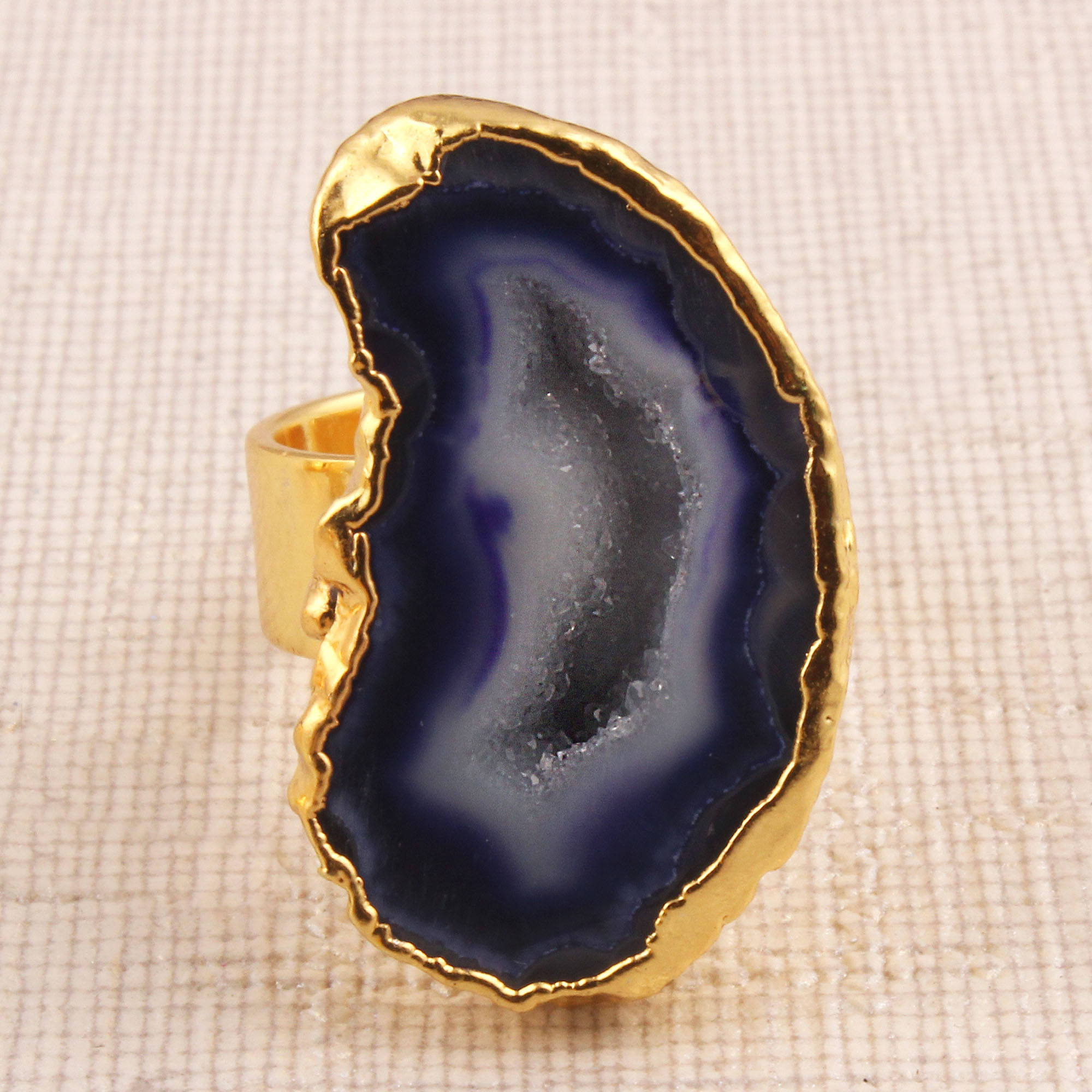 สีน้ำเงินน้ำมัน