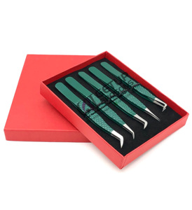 Vente en gros Meilleure pince à épiler avec revêtement en poudre vert Kelly à 45 degrés Extension de cils à 90 degrés avec logo personnalisé Instruments de beauté - Product Image 1