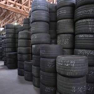Neumáticos Usados a Precio de Descuento, Marca 215/85R16115/112QE (10 Capas), Neumáticos Deportivos Usados 235/55R19105VSL/255/50R20109VSL - Product Image 2