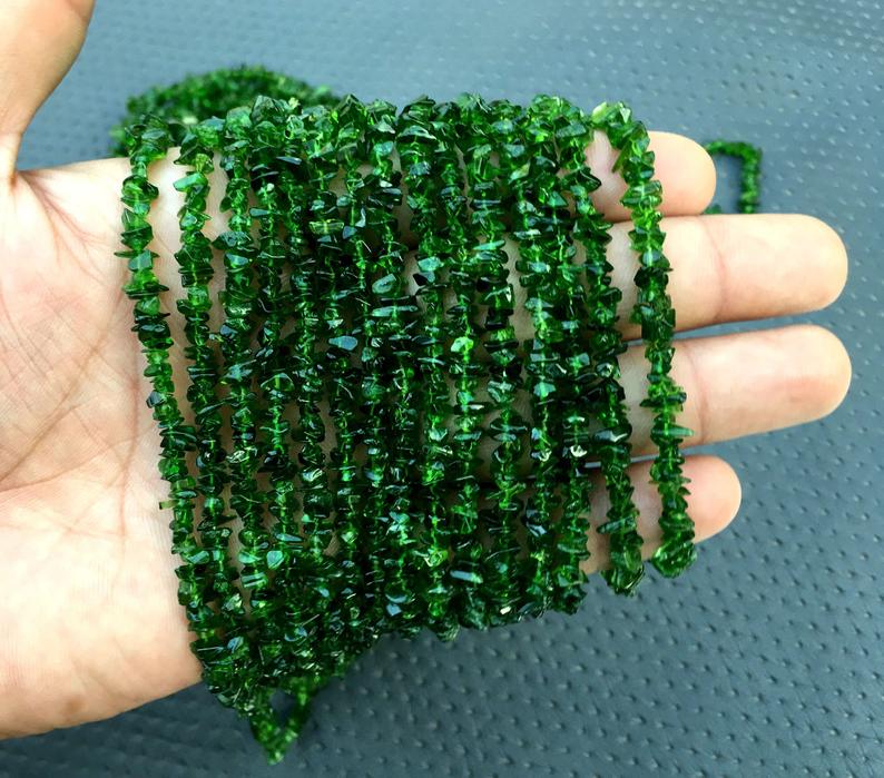 สีเขียว