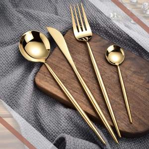 Ensemble de couverts 5 pièces en acier inoxydable 304, finition or mat, design contemporain, cadeaux d'affaires, 50 ensembles, usage domestique - Product Image 4