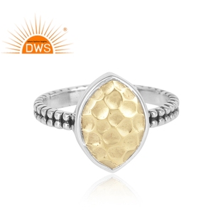 Anillo de Latón Chapado en Oro Amarillo con Textura Artesanal y Plata 925 Oxidada Estilo Antiguo, Colección Clásica - Product Image 2