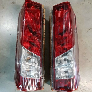 Luz Trasera Derecha e Izquierda 5801523221 5801523220 Compatible con <span class=keywords><strong>Iveco</strong></span> <span class=keywords><strong>Daily</strong></span> - Product Image 4
