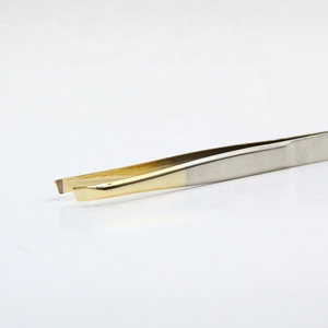 Pinzas para cejas de acero inoxidable de calidad profesional con punta inclinada y puntiaguda para depilación y aseo de precisión - Product Image 4