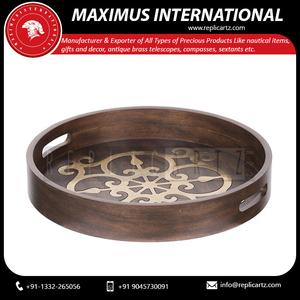 Bandeja Redonda de Madera Art Deco Multifuncional con Asas Recortadas |   Elegante Organizador Decorativo para Mesa de Centro, Decoración del Hogar - Product Image 5