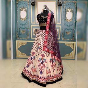 Nouveauté Banarasi soie numérique imprimé vêtement ethnique Lehenga Choli Net tissu Dupatta fête porter Shalwar Kameez vente en gros - Product Image 1