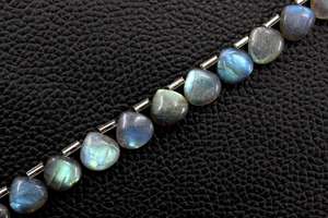 High Quality 17-Piece 1 Strand Natural Labradorite Gemstone Smooth Blue Fire Briolette Beads in <b>Heart</b> Shape - Product Image 5