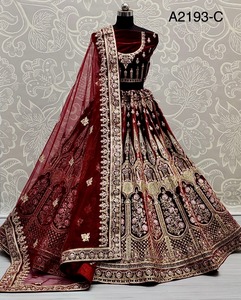 Lehenga choli-terciopelo de diseñador, para bodas y ocasiones especiales, compras en línea, surat,india - Product Image 4