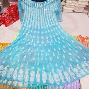 Anarkali élégant et confortable avec Chikankari allover et broderie de fil lourd pour un usage quotidien et des looks ethniques au bureau - Product Image 1