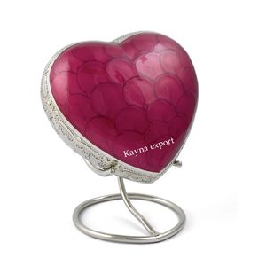 โกศรูปหัวใจสีดำเงาสลักลายธงชาติอเมริกัน รุ่นคลาสสิก ของที่ระลึก โกศรูปหัวใจโลหะแบบใหม่สำหรับงานศพและการเผาศพ - Product Image 6