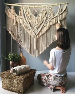 Décoration d'intérieur de haute qualité, grande suspension murale en macramé, élégante et impressionnante - Product Image 1