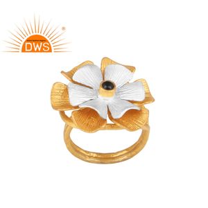 Bague en pierre précieuse d'onyx noir, bijoux de déclaration, Design floral, en argent fin, plaqué or, fabrication de bijoux - Product Image 1