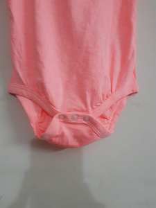 Tenues de combishort en coton sans manches réglables avec étiquettes de marque du Bangladesh pour filles enfants de 0 à 18 mois barboteuses avec short tricoté - Product Image 2