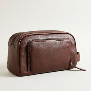 Sac de toilette unisexe simple en cuir PU fait à la main sac cosmétique de voyage étanche à fermeture éclair de qualité supérieure directement de l'usine indienne - Product Image 4