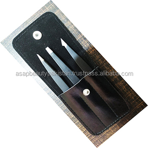 Pinzas para Cejas Modernas de Acero Inoxidable Hechas a Mano con Punta Inclinada y Acabado Arcoíris Duradero - Product Image 4