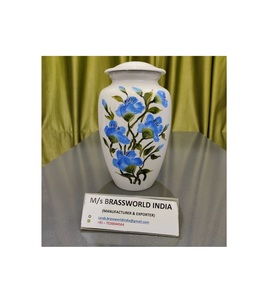 BRASSWORLD INDIA Urna Funeraria de Aluminio Pintada a Mano con Diseño Floral Estilo Americano para Adultos - Product Image 1