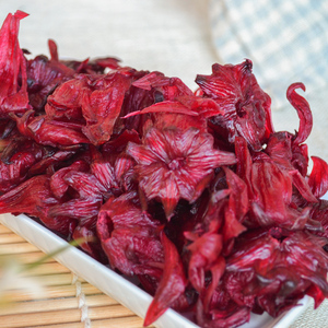 Fleur d'hibiscus séchée douce et savoureuse, vente en gros, fabriquée au Vietnam, prix équitable, 100% naturelle, non OGM, sans produits chimiques - Product Image 4